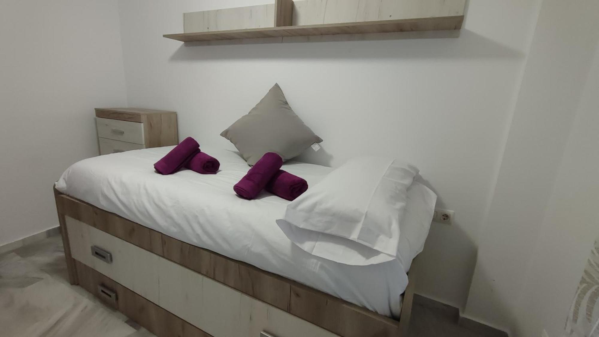 Apartamentos Málaga junto al Centro Exterior foto