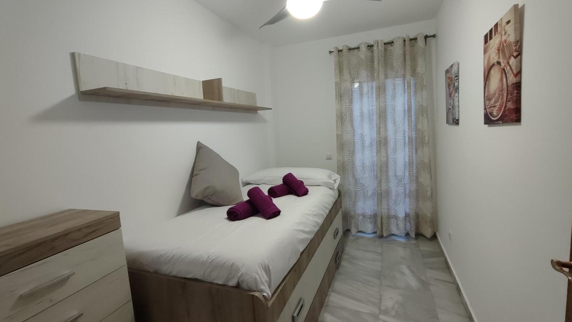 Apartamentos Málaga junto al Centro Exterior foto
