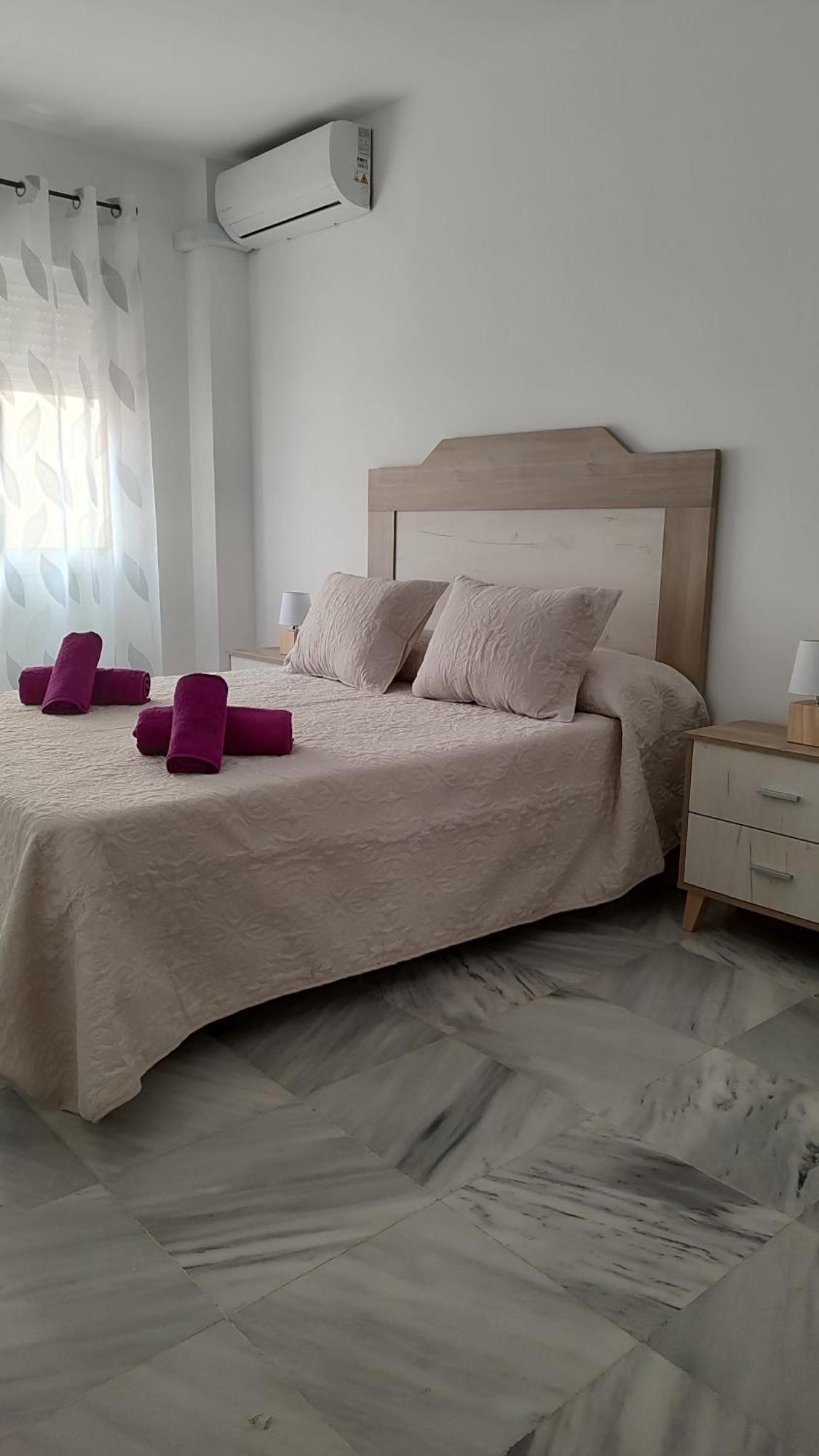 Apartamentos Málaga junto al Centro Exterior foto